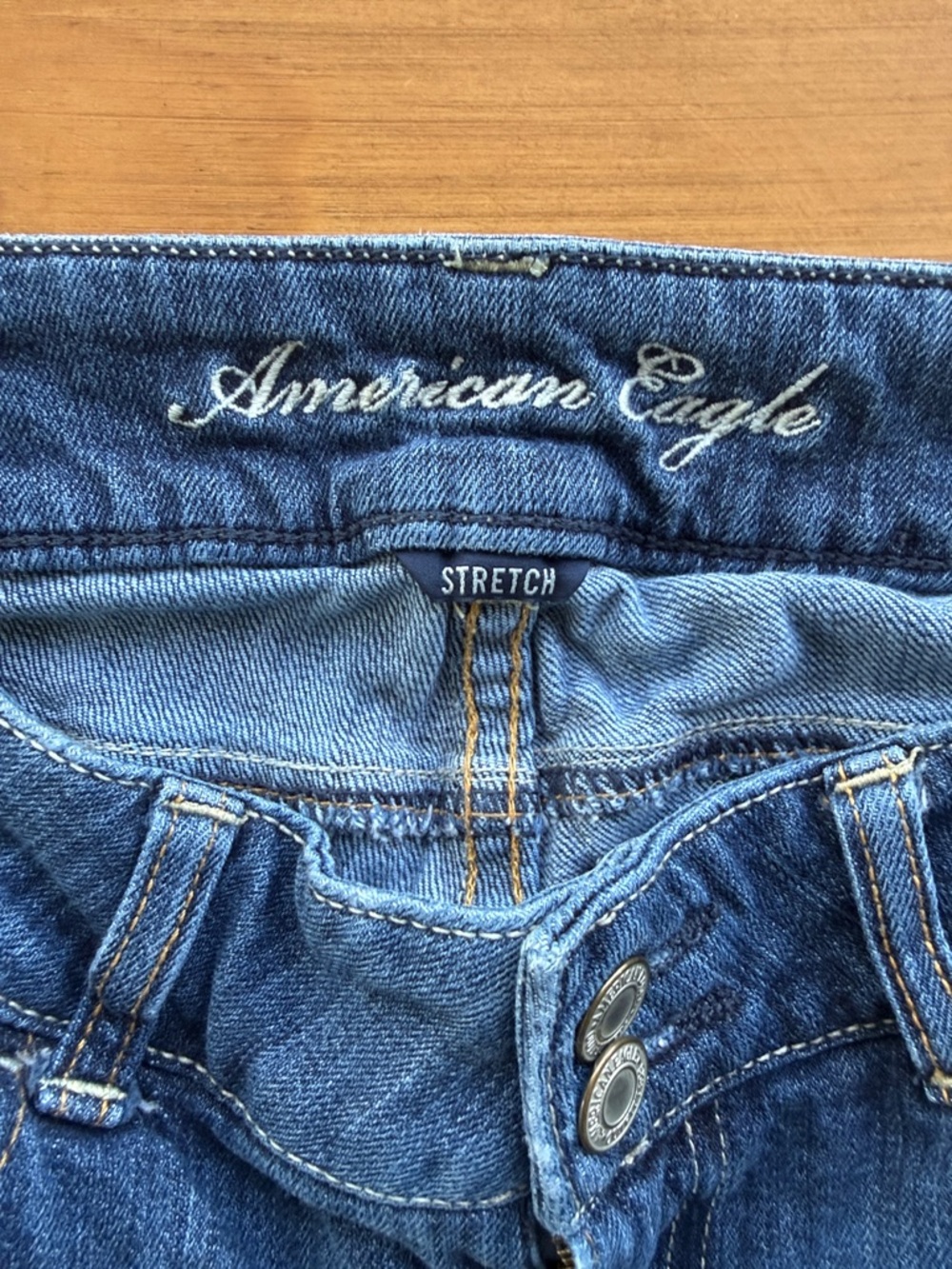 American Eagle Outfitters Y2K Dark Blue Low Rise Flare Artist Jeans sz 4 short - Picture 5 of 7